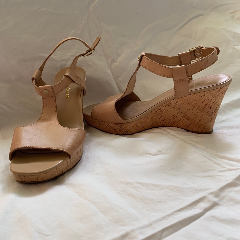Franco Sarto tan platform wedge, 9m